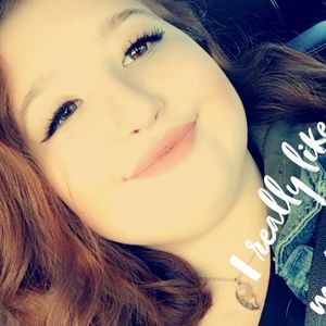 Meet your Posher, Briana